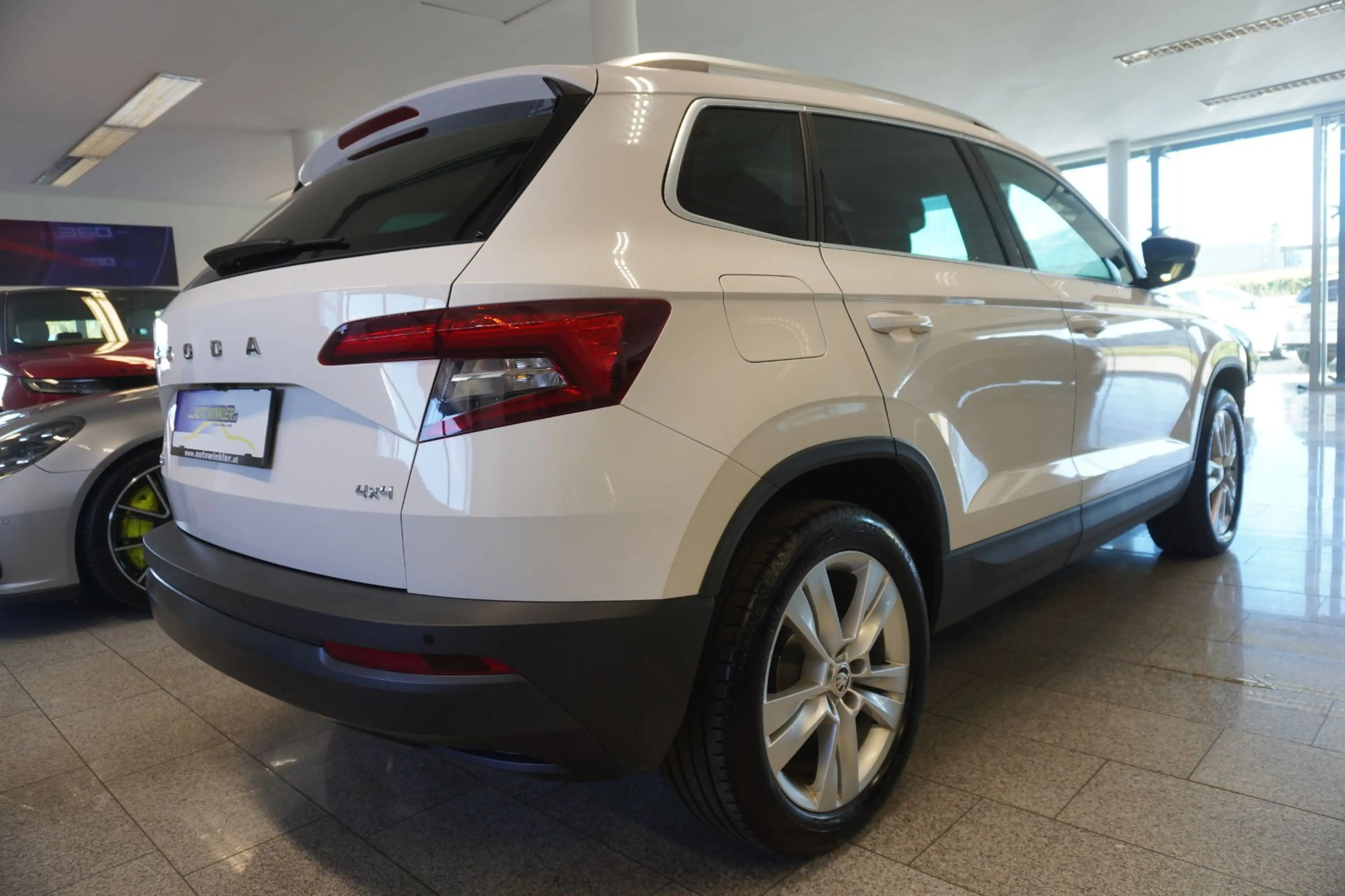 Skoda Karoq 2,0 TDI SCR 4x4 Style SC DSG — photo 5