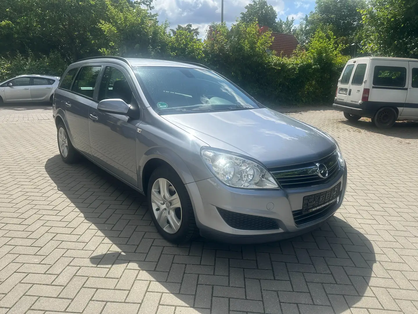 Opel Astra Edition / 1 Hand / Top Zustand / Tüv Neu Grau - 1