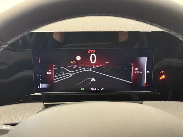 Opel Astra view 10