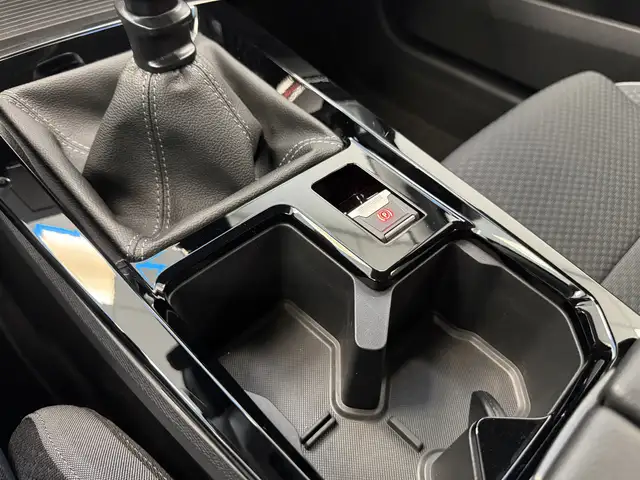 Opel Astra view 12