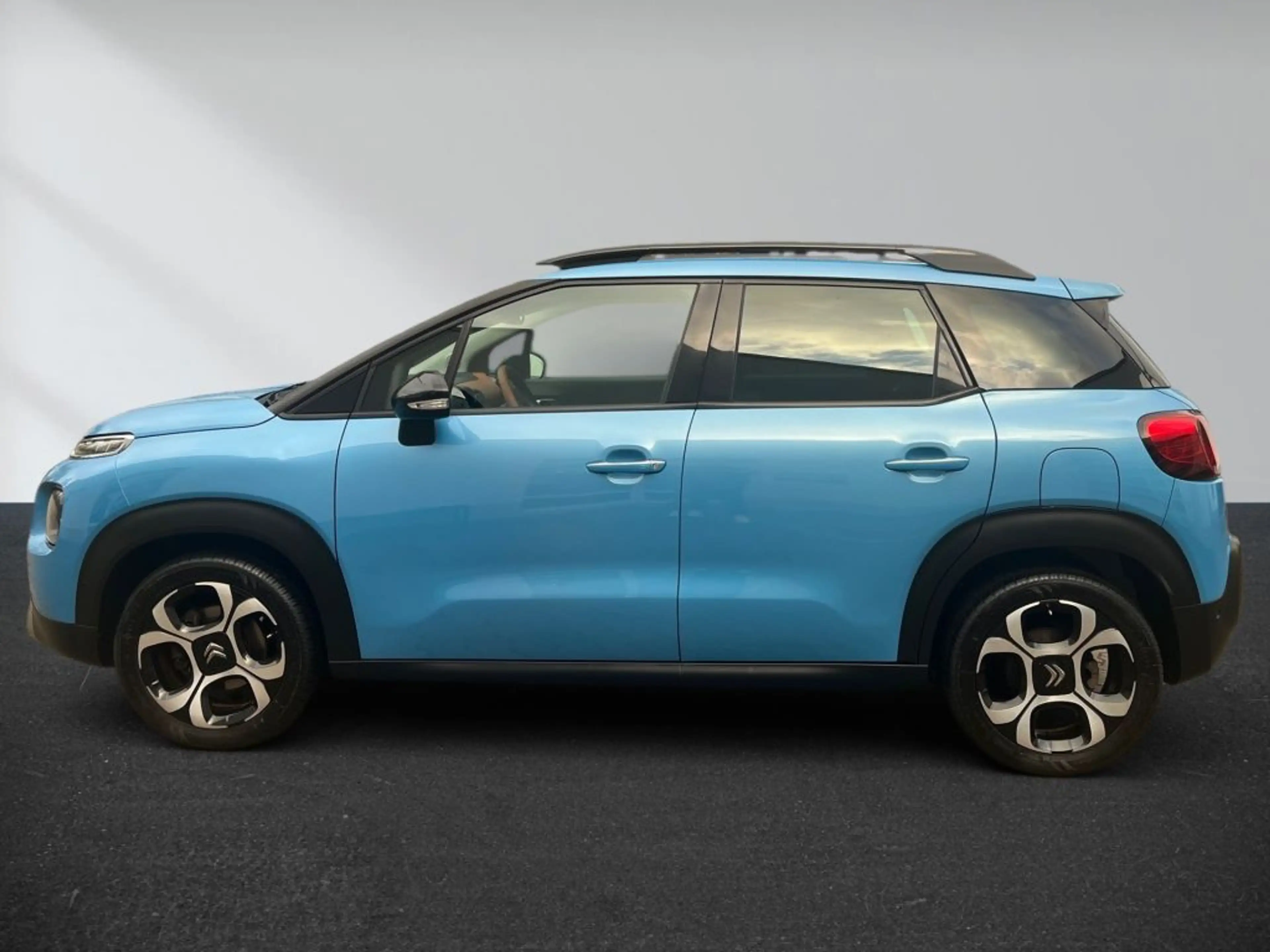 Citroen C3 Aircross PureTech 110 Stop & Start Shine — photo 9