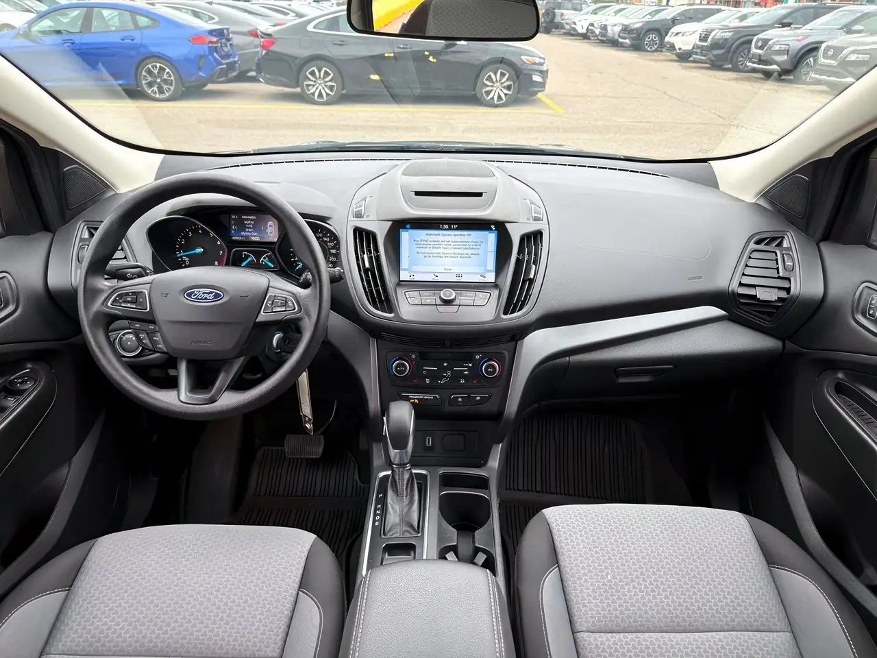 Ford Escape снимка Ford Escape