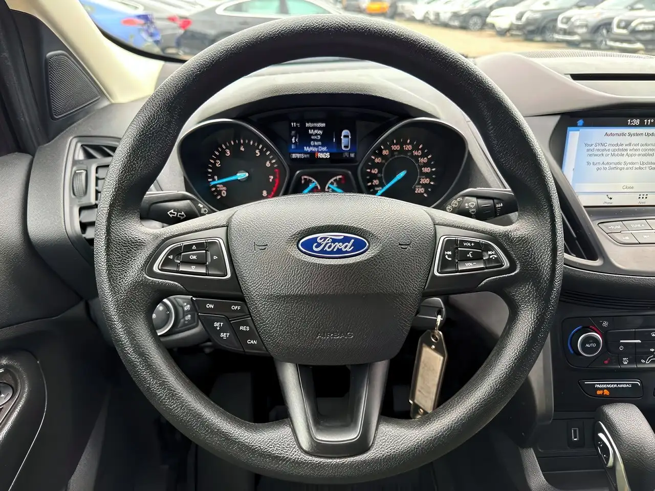 Ford Escape снимка Ford Escape