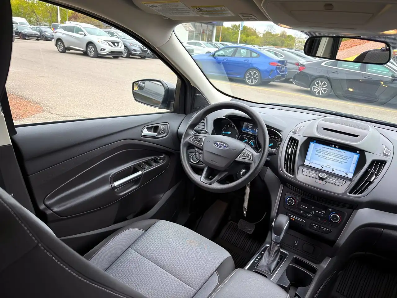 Ford Escape снимка Ford Escape