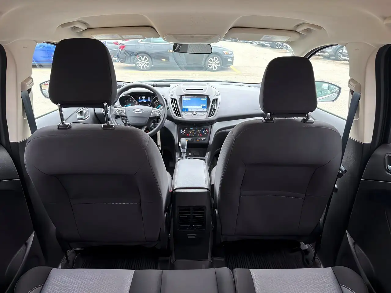 Ford Escape снимка Ford Escape