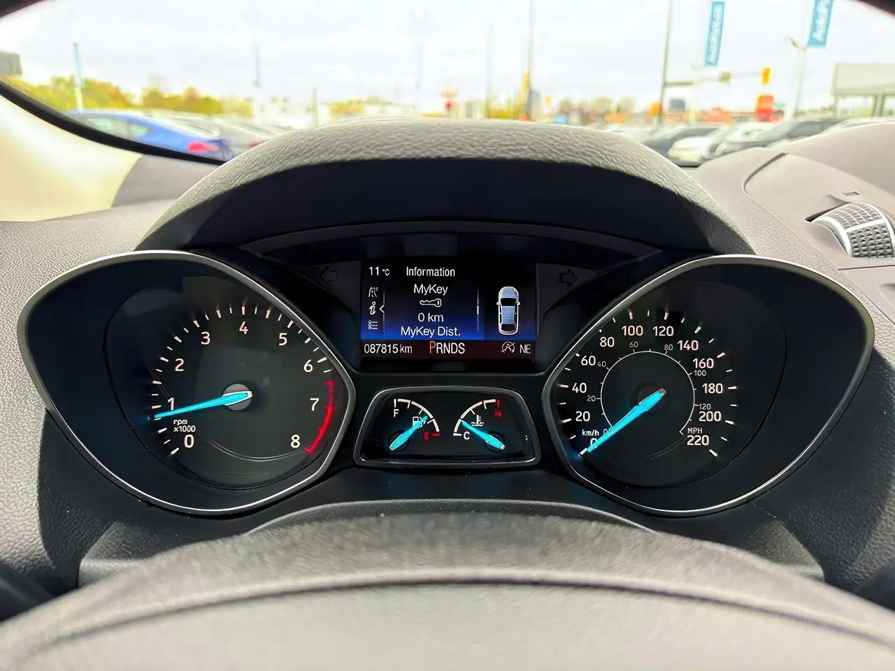 Ford Escape снимка Ford Escape