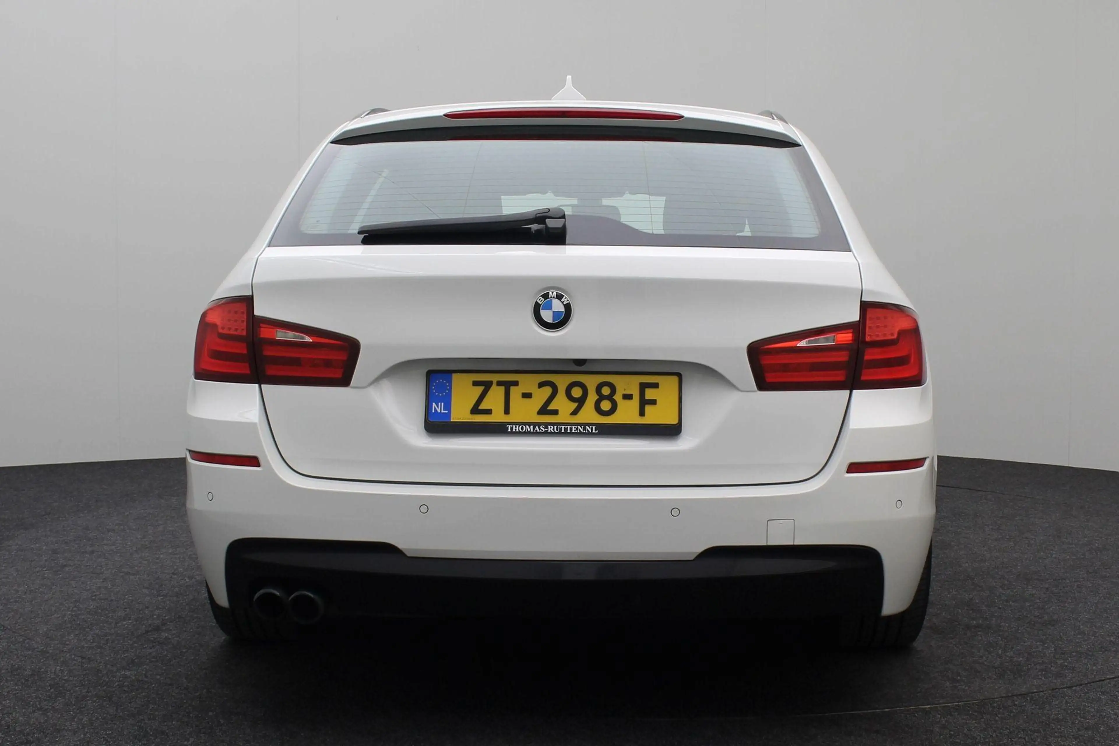BMW 528 5-serie Touring 528i High Executive 2012 M-Pakket — photo 13