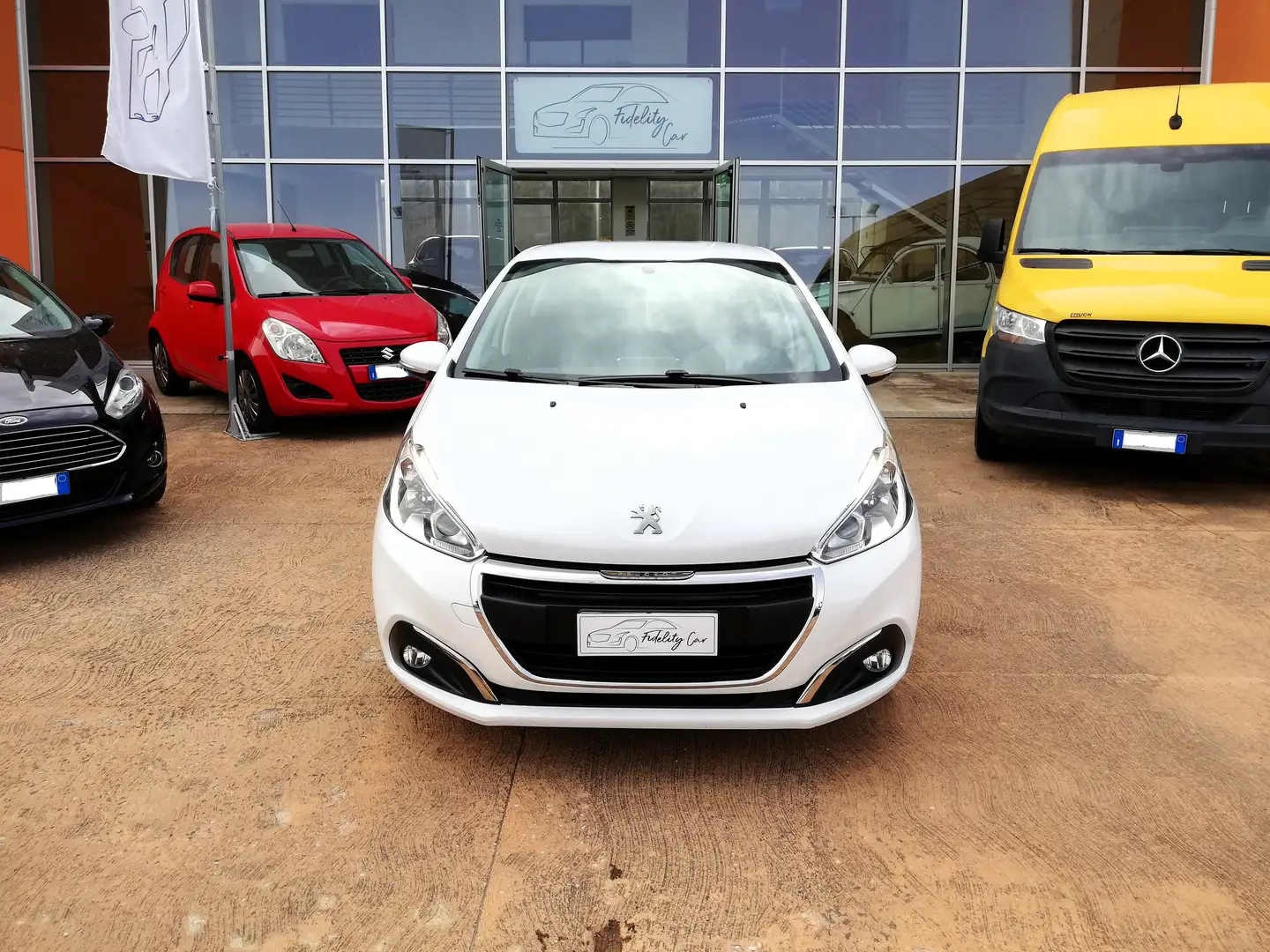 Peugeot 208 208 I 2015 5p 1.6 bluehdi Allure 75cv Bianco - 2