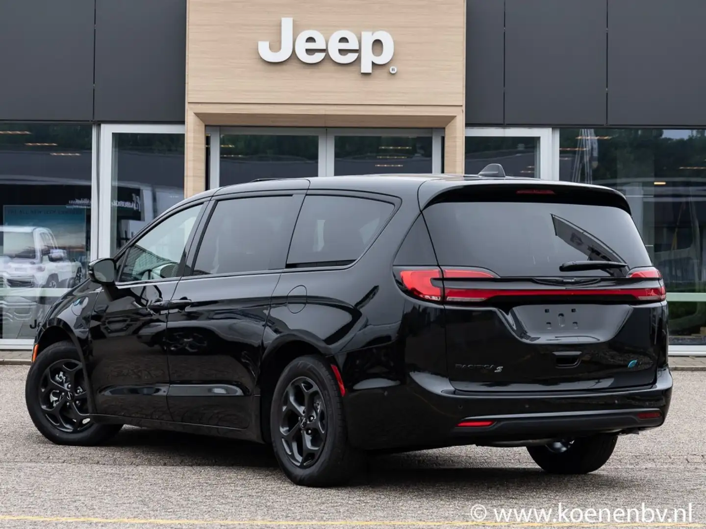 Chrysler Pacifica 3.6 V6 HYBRID Limited S VERWACHT Zwart - 2