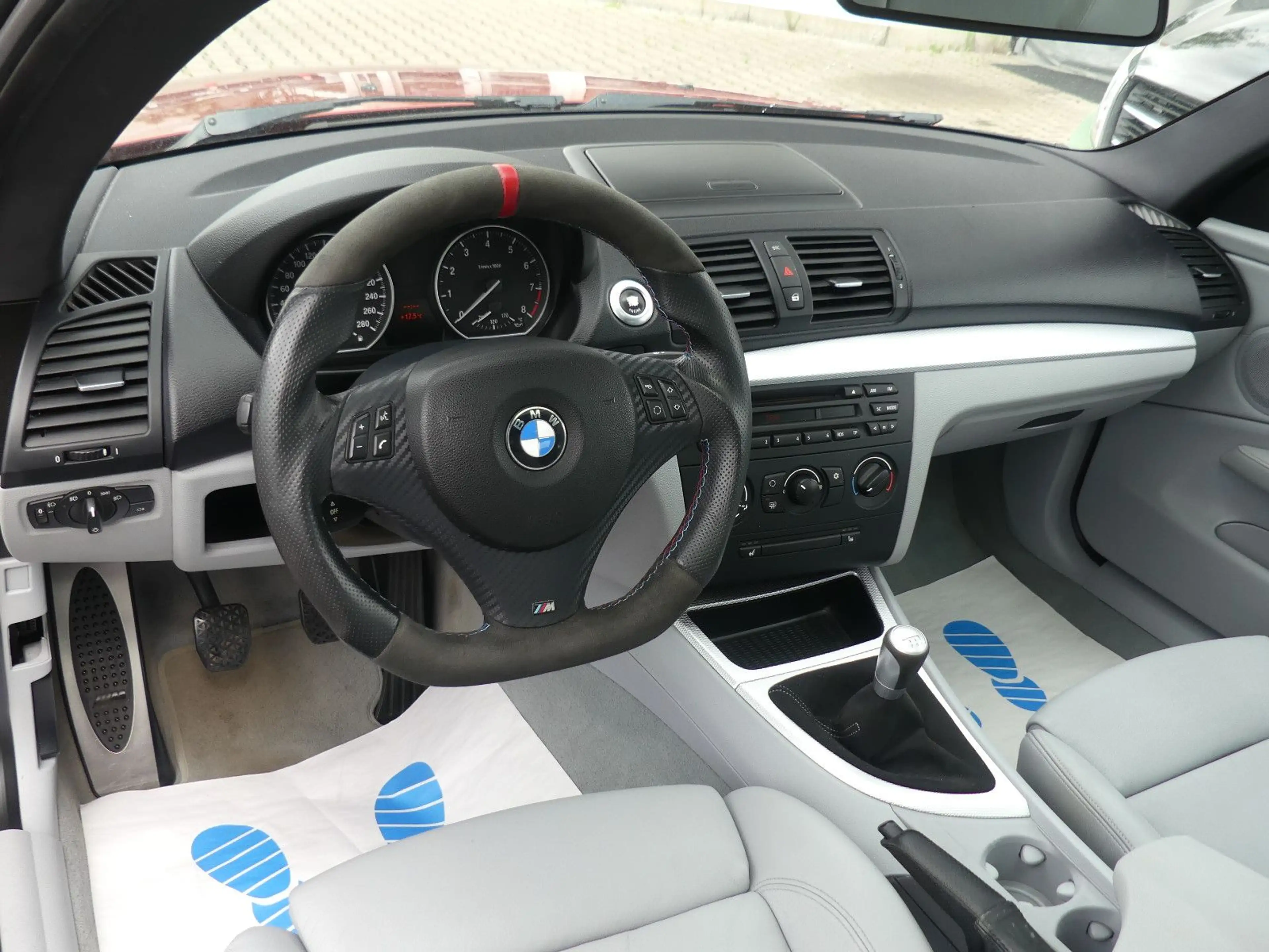 BMW 135 i Coupe PDC M Sport-Paket Klima N54 — photo 12