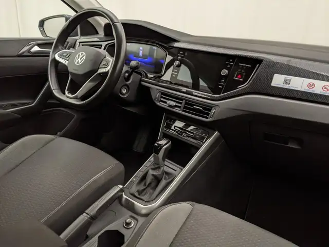Volkswagen Polo view 6