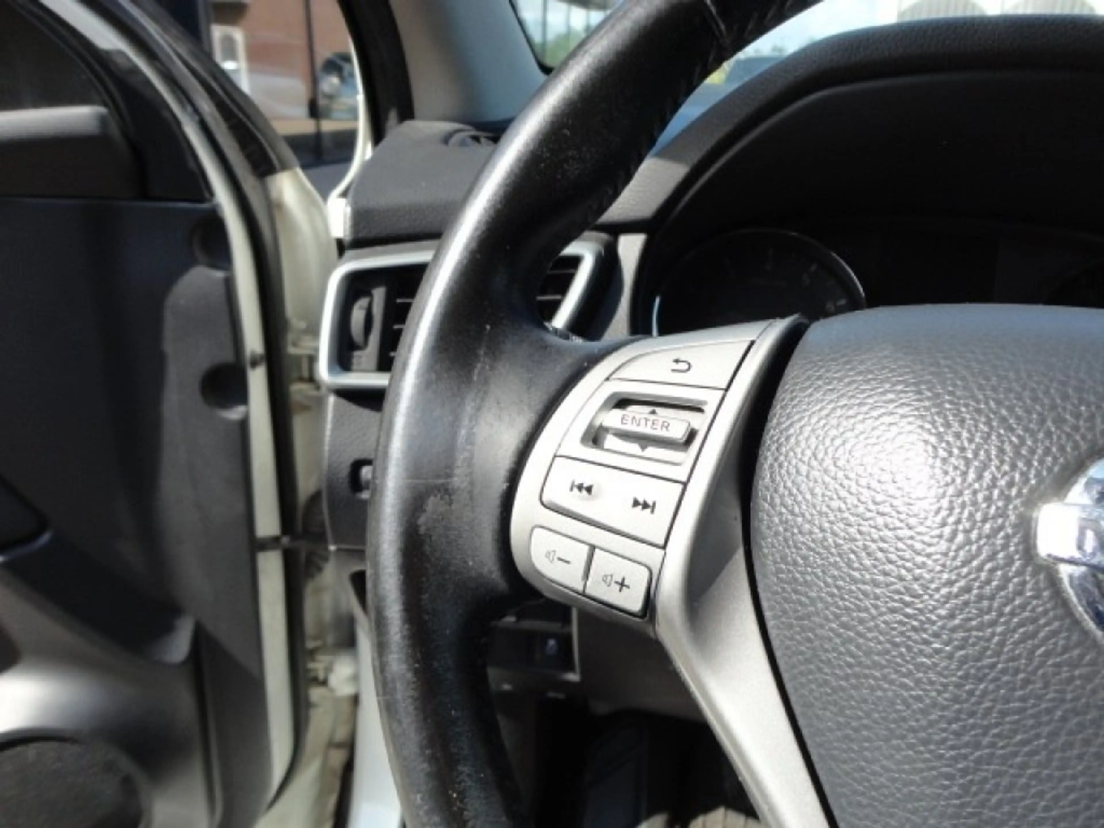 Nissan Qashqai 1.6 Pano dak Camera 360 Navi Lmv — photo 12