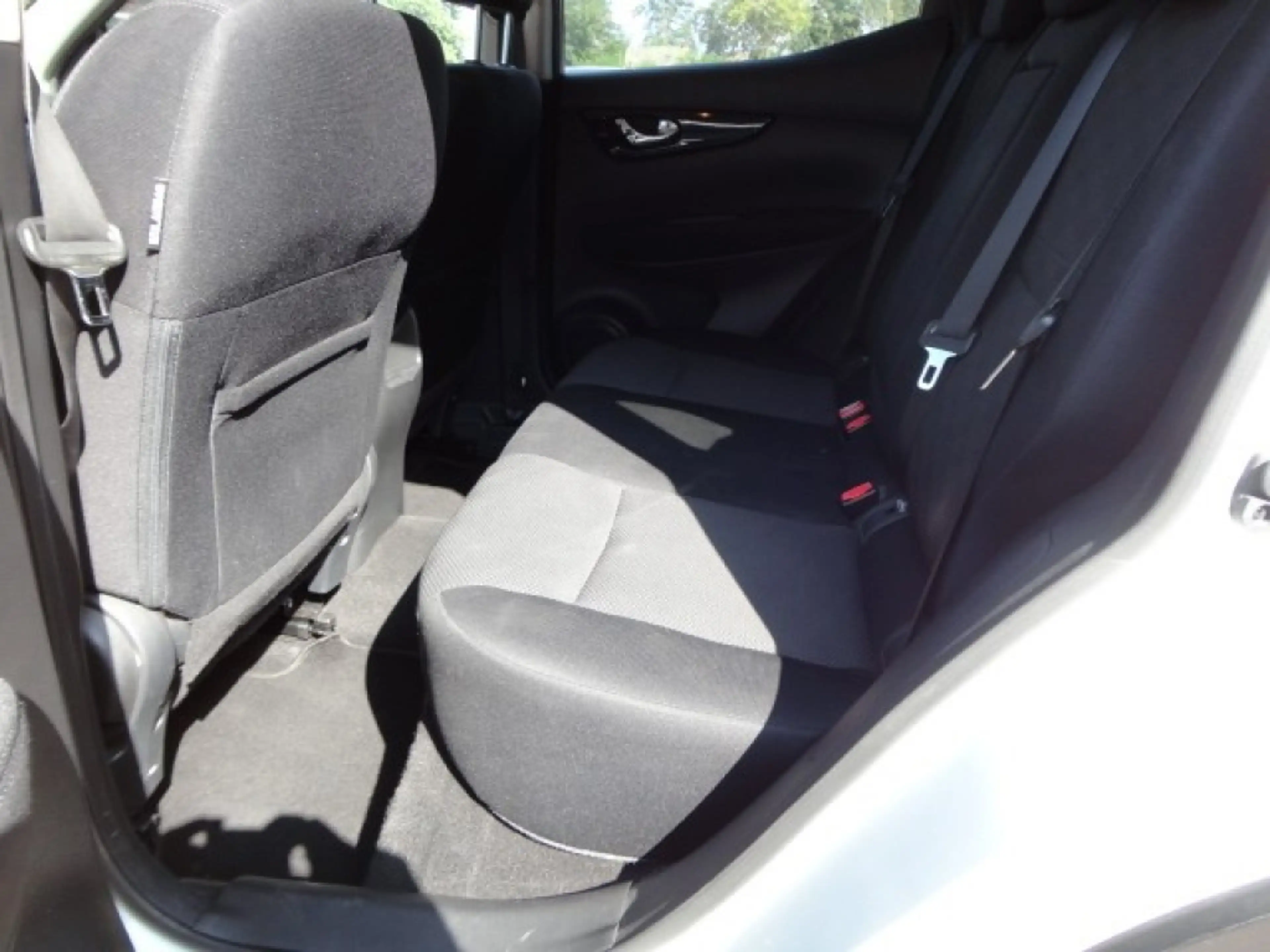 Nissan Qashqai 1.6 Pano dak Camera 360 Navi Lmv — photo 6