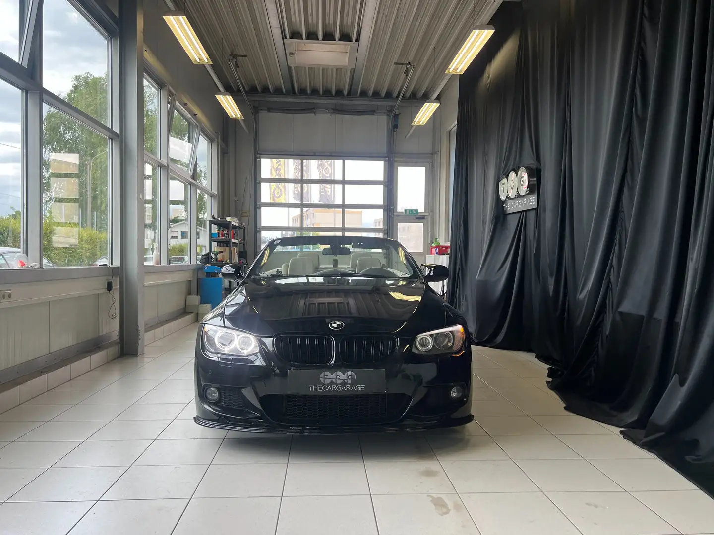 BMW 325 325d Noir - 2