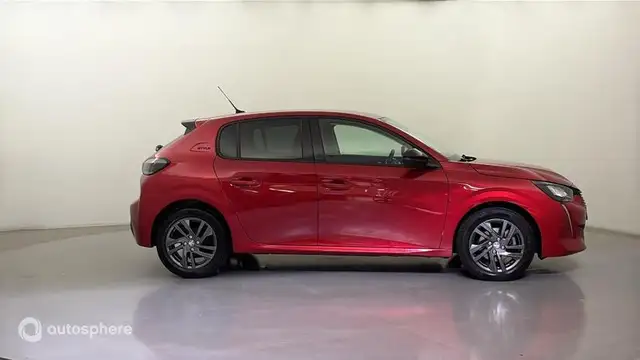 Peugeot 208 view 4