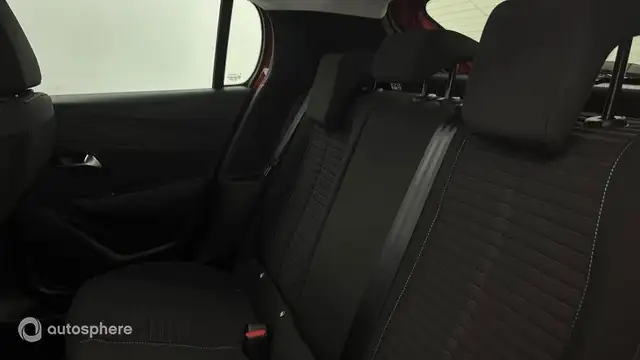 Peugeot 208 view 13