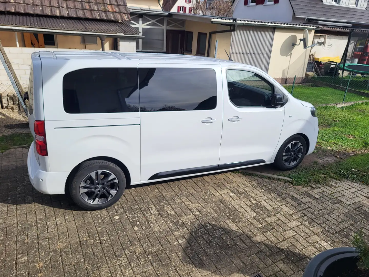 Opel Zafira Life Zafira Life Diesel 2.0 D M Aut. Tourer Weiß - 2