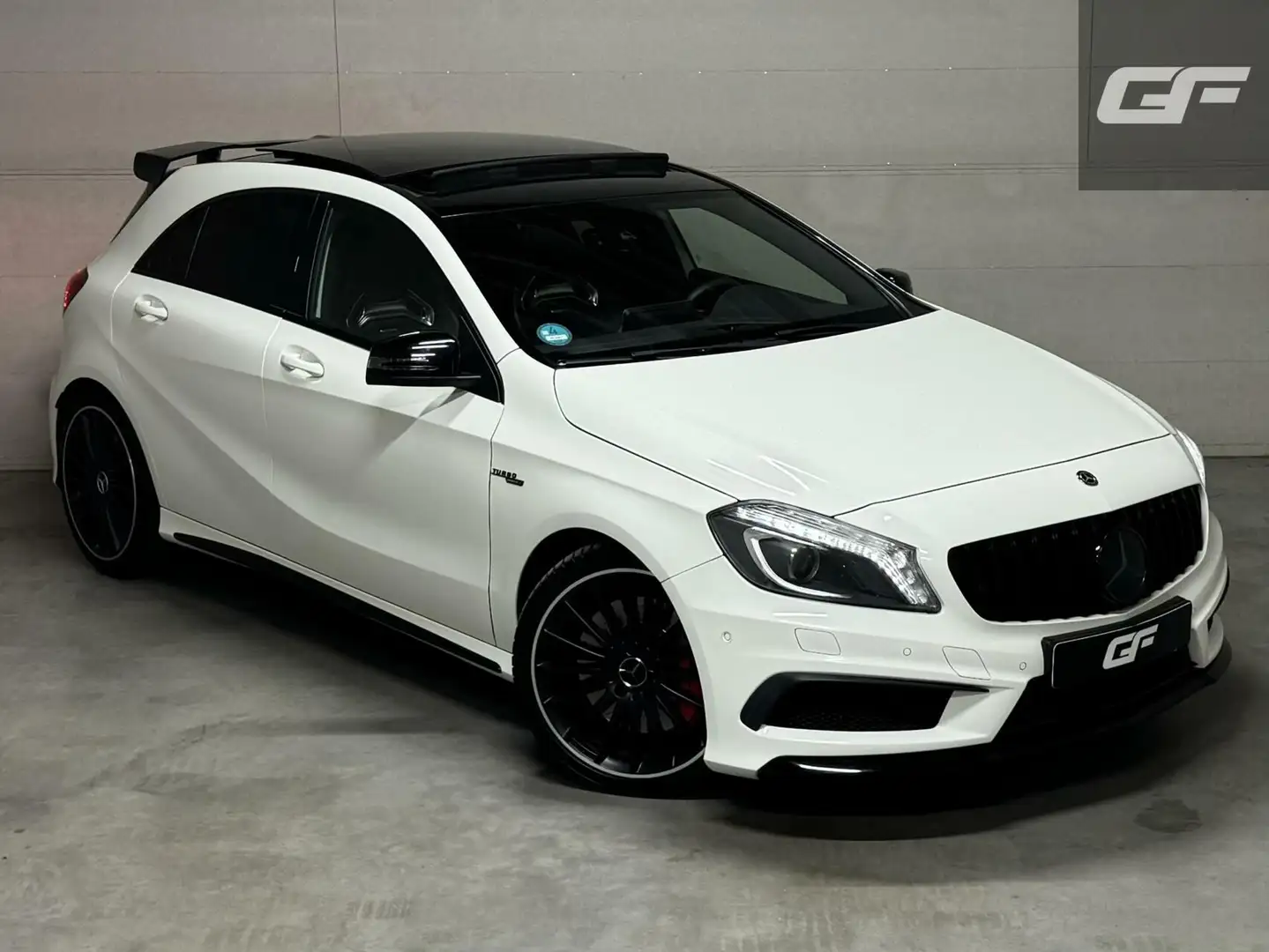 Mercedes-Benz A 45 AMG 4MATIC Pano RECARO Seats H/K Camera Blanc - 2