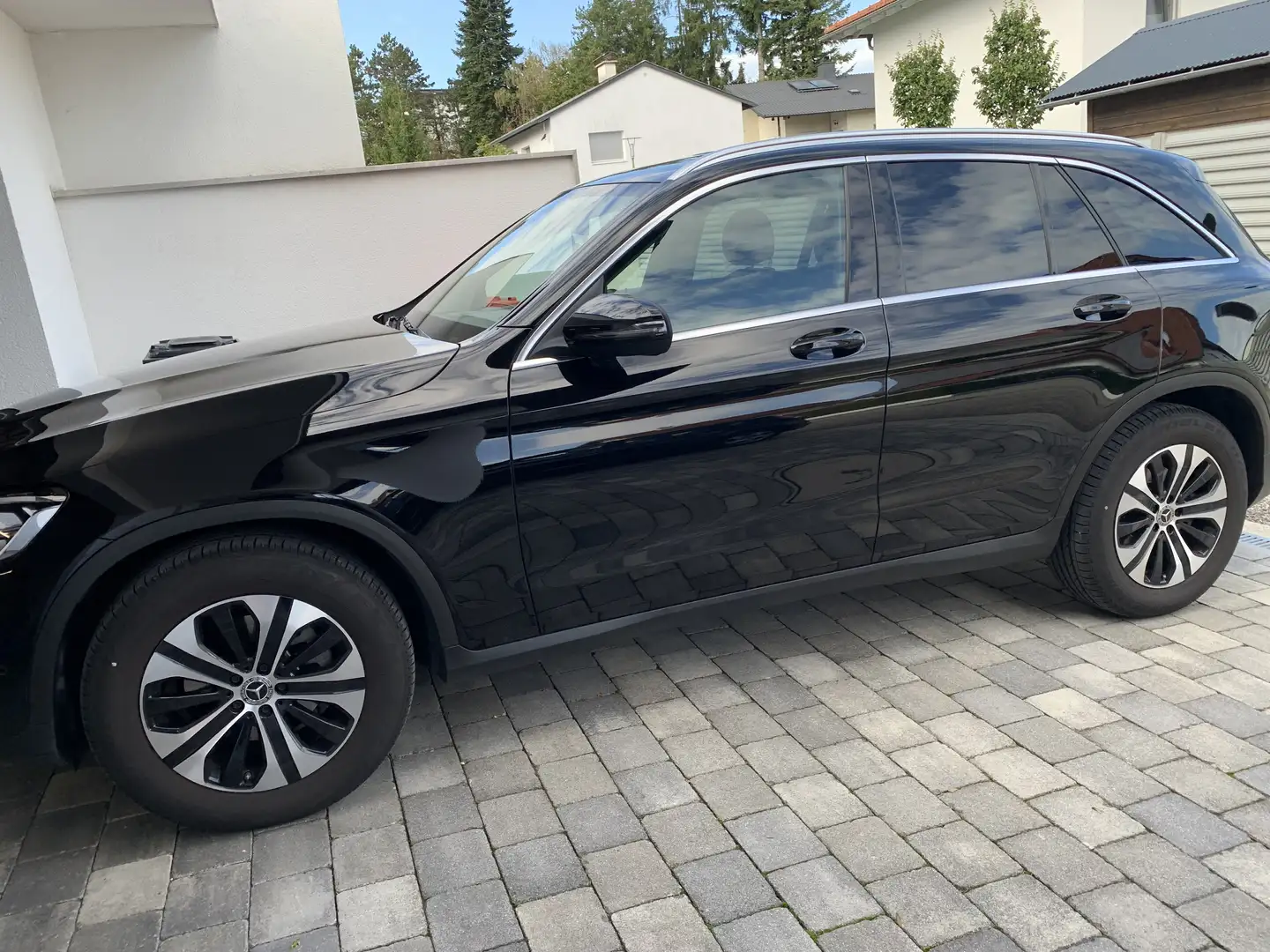 Mercedes-Benz GLC 200 GLC 200 d 4MATIC Aut. Schwarz - 2