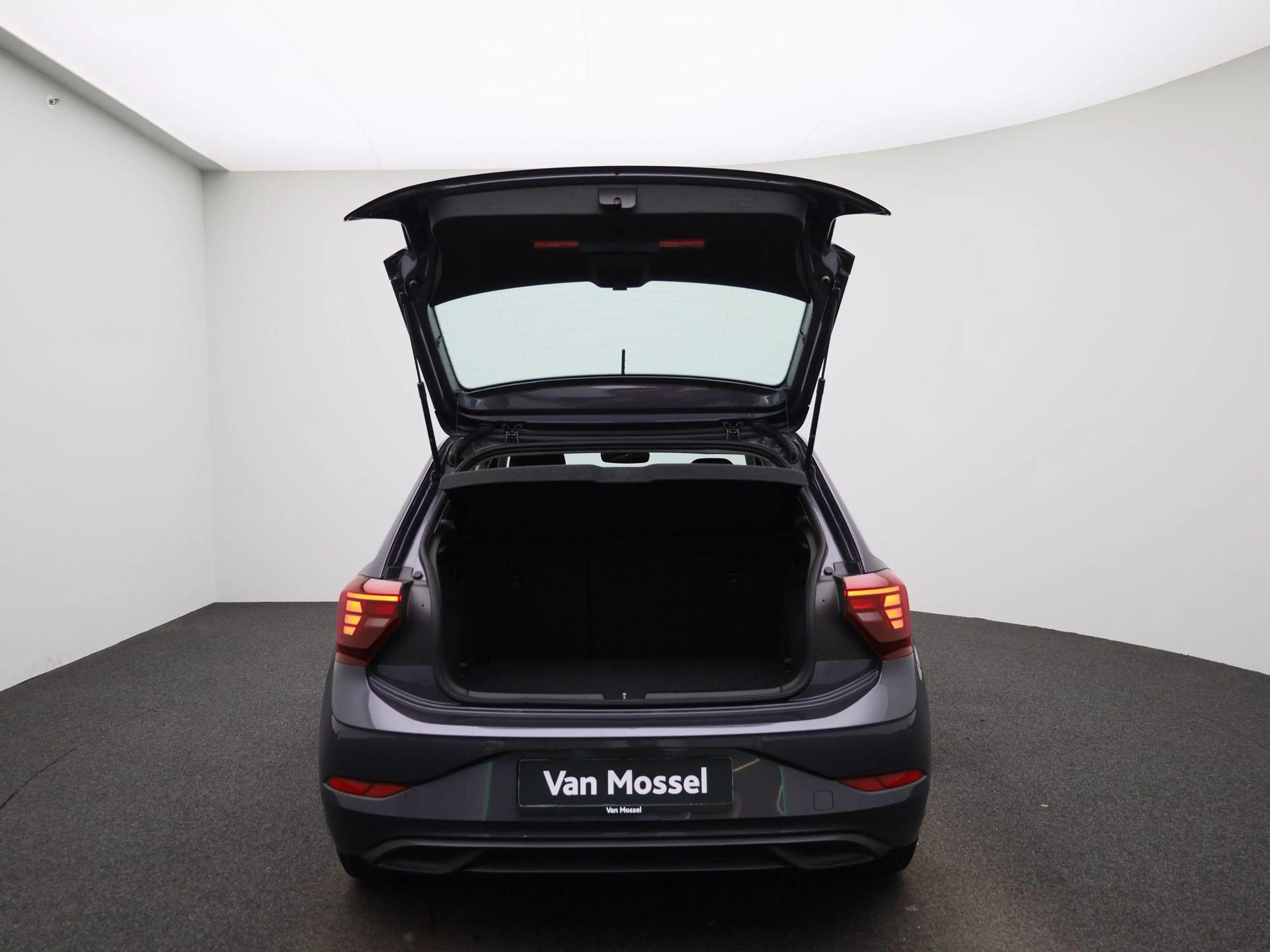 Volkswagen Polo 1.0 TSI Style DSG CAMERA | CARPLAY | CRUISE — photo 11