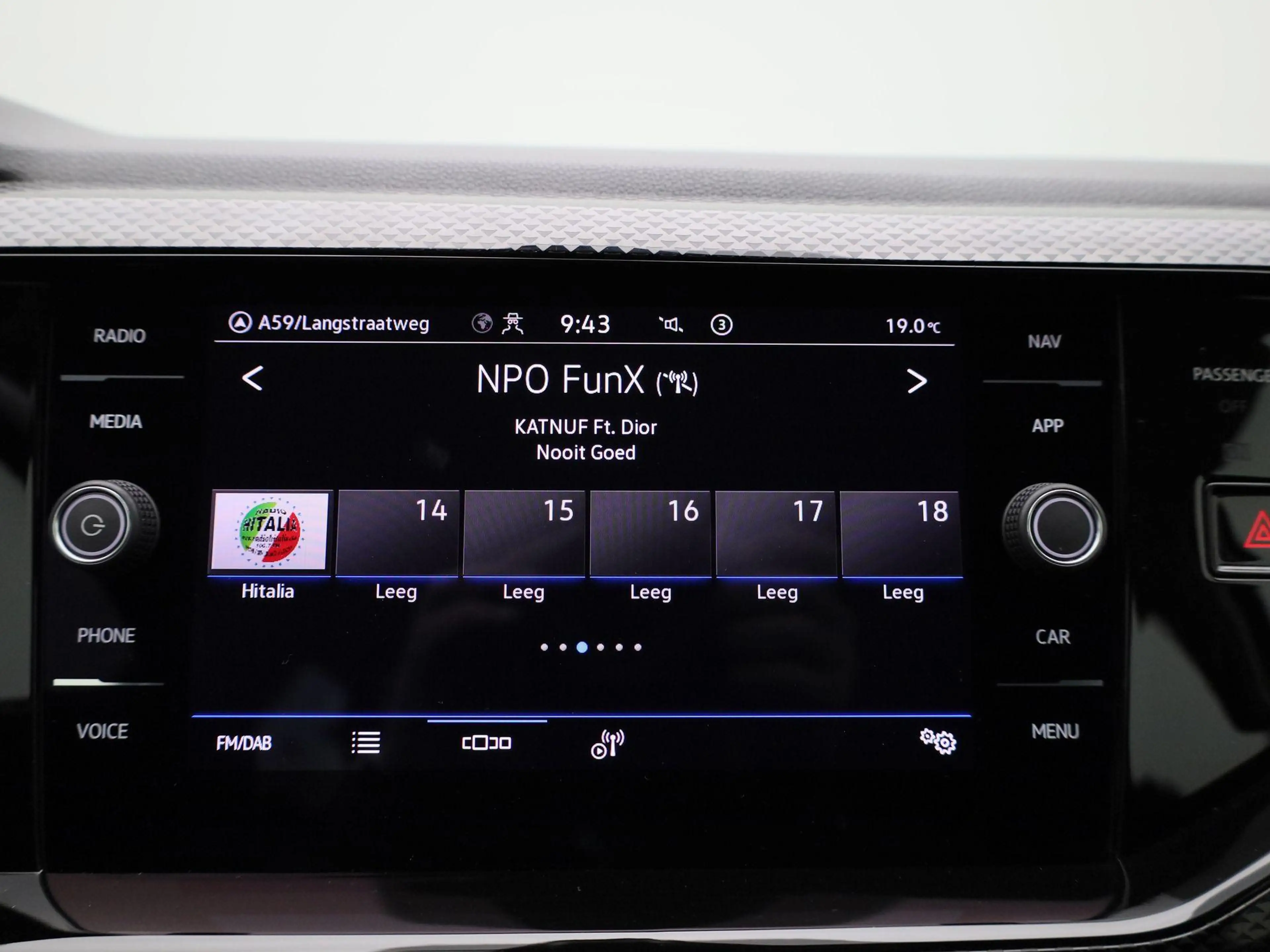 Volkswagen Polo 1.0 TSI Style DSG CAMERA | CARPLAY | CRUISE — photo 15
