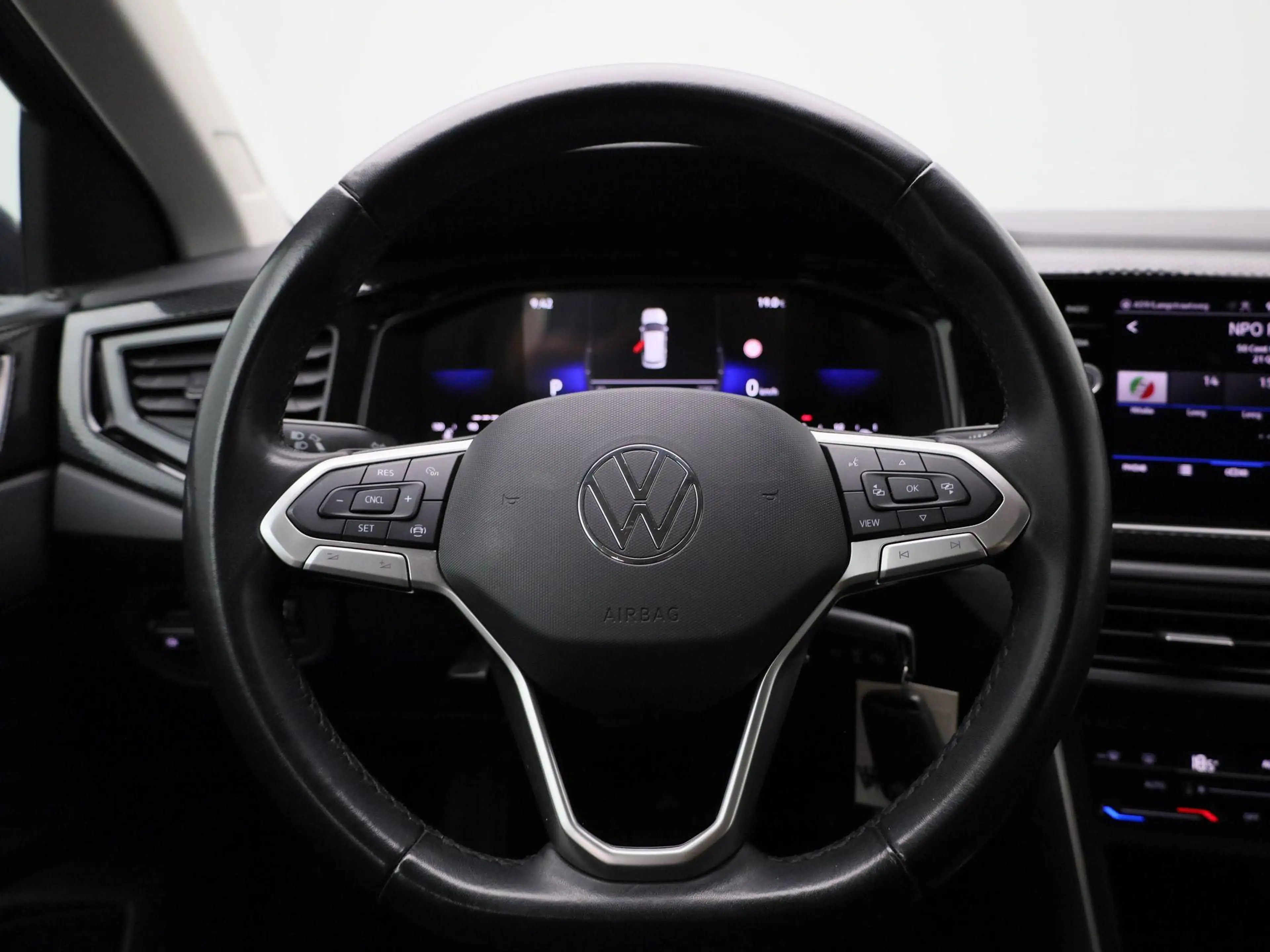 Volkswagen Polo 1.0 TSI Style DSG CAMERA | CARPLAY | CRUISE — photo 7