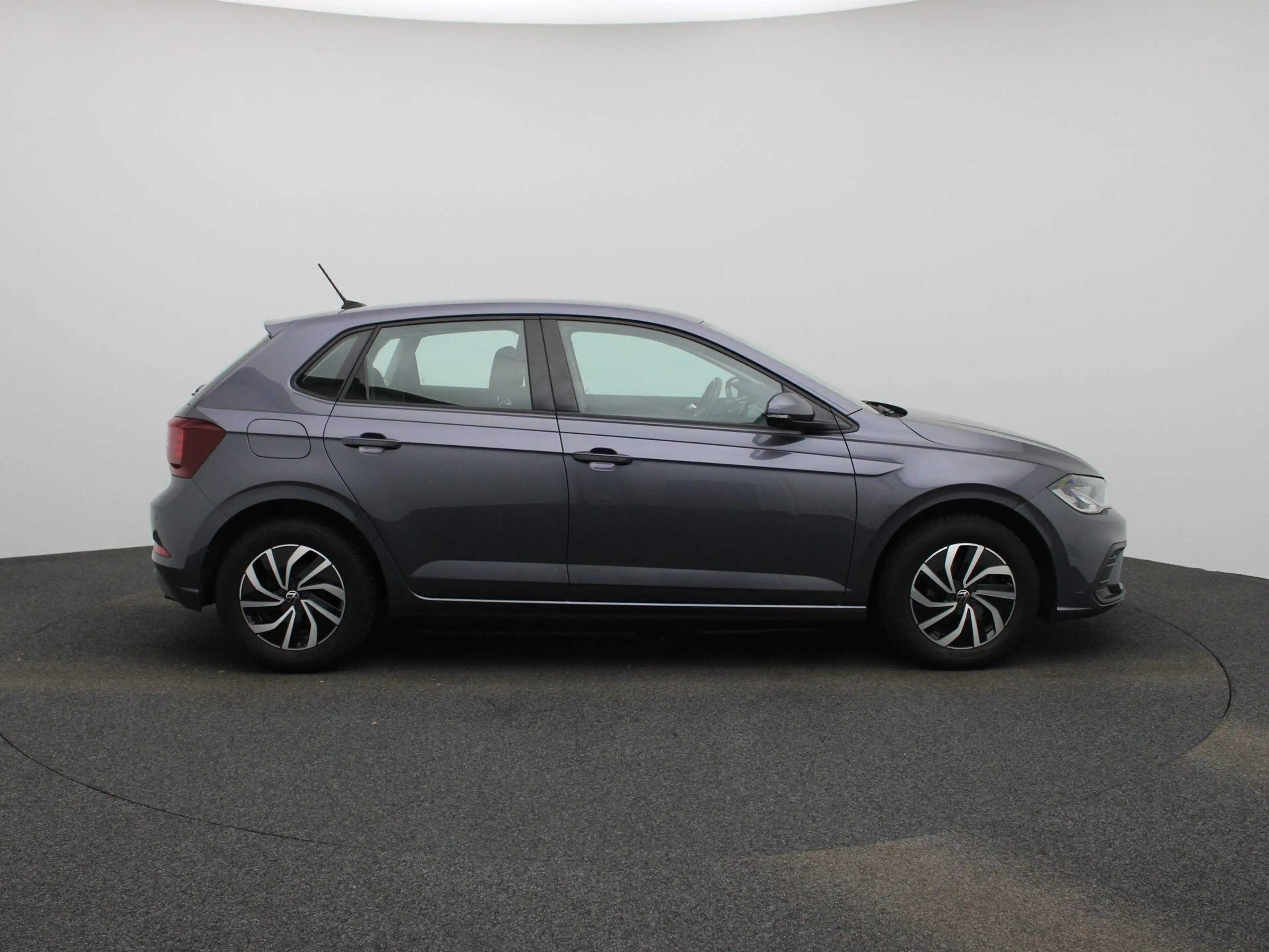 Volkswagen Polo 1.0 TSI Style DSG CAMERA | CARPLAY | CRUISE — photo 6