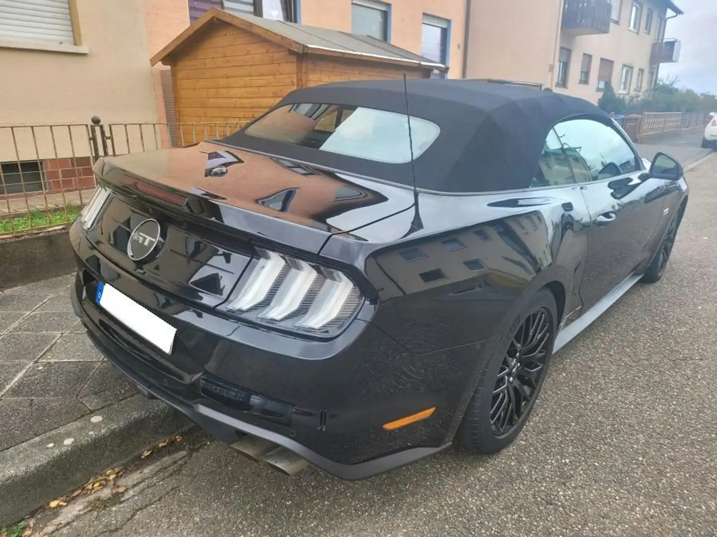 Ford Mustang Mustang Convertible Convertible 5.0 Ti-VCT V8 Aut. Schwarz - 2