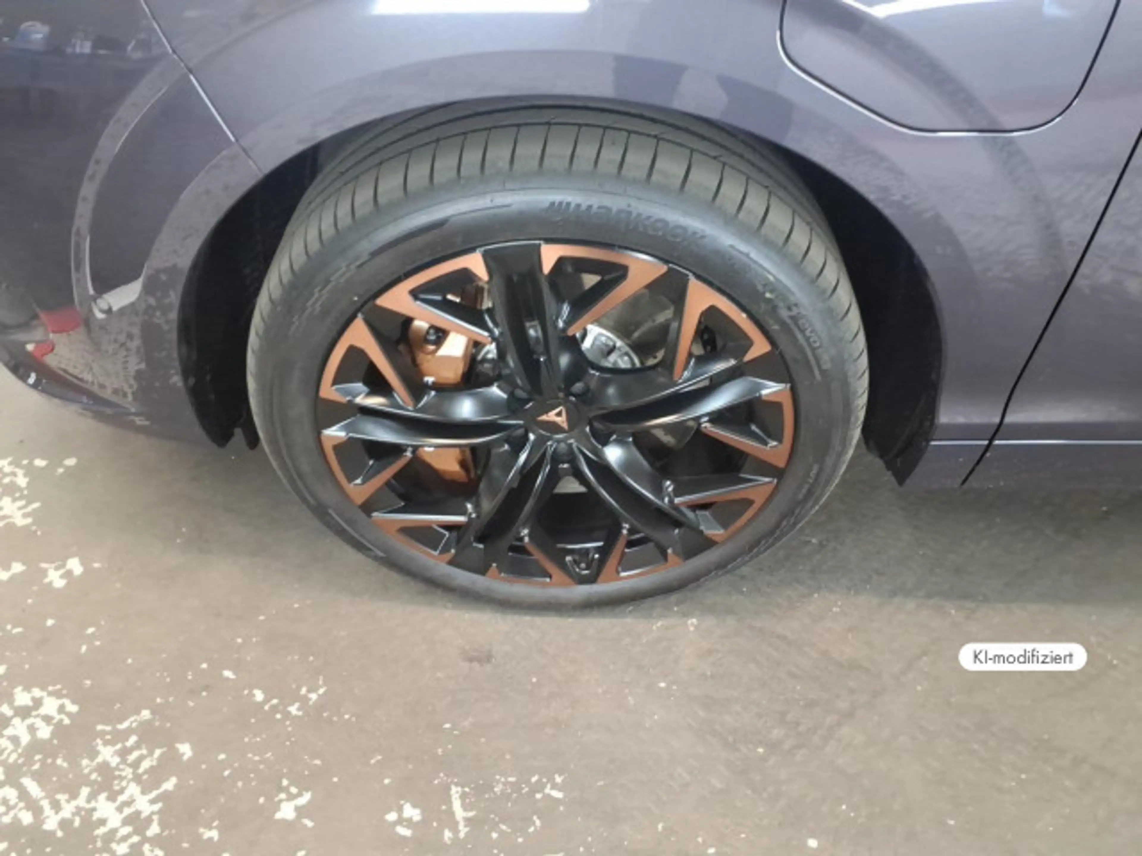 CUPRA Terramar VZ 1.5 eHybrid DSG AHK MATRIX PANO HUD — photo 9