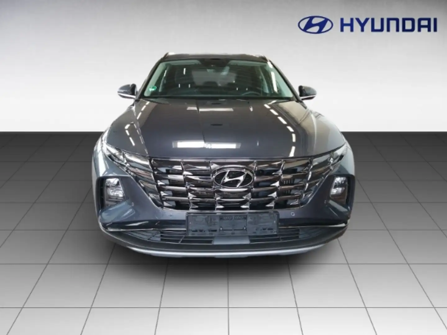 Hyundai TUCSON Plug-in-Hybrid 1.6 T-GDi 265PS 4WD TREND-Paket Kre Grijs - 2