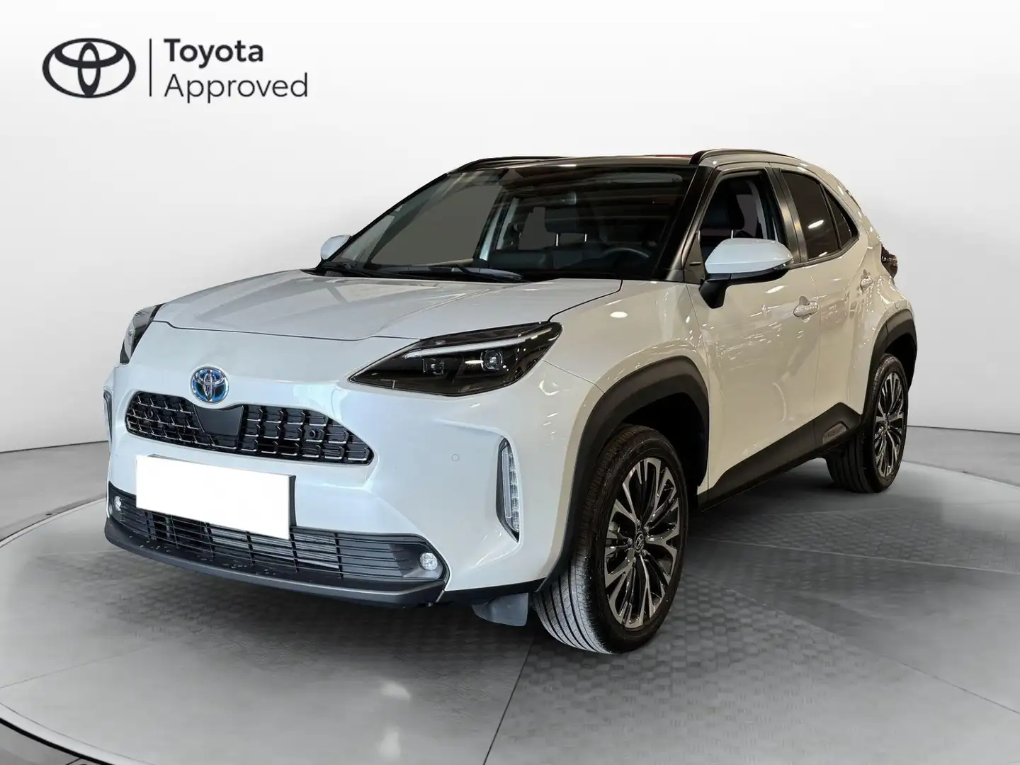 Toyota Yaris Cross 1.5 Hybrid 5p. E-CVT AWD-i Lounge - 1