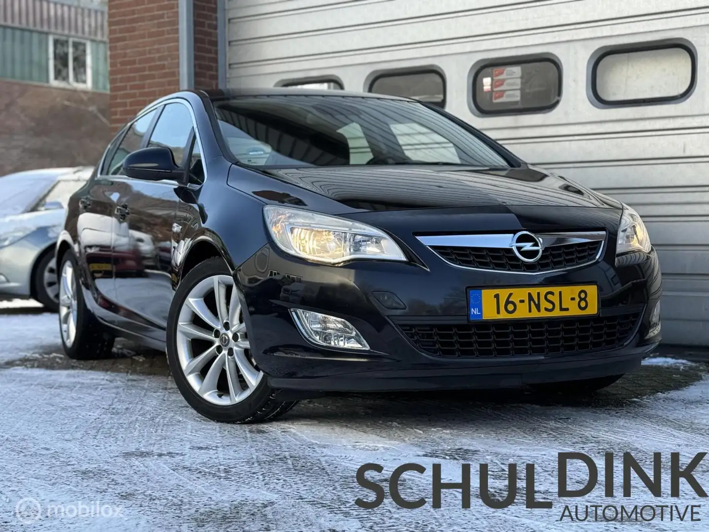 Opel Astra 1.6 Cosmo AIRCO|CRUISE CONTROLE|TREKHAAK Schwarz - 1