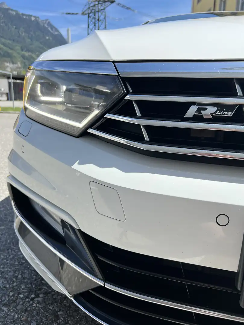 Volkswagen Passat Highline 2,0 TDI SCR DSG R-line - 2