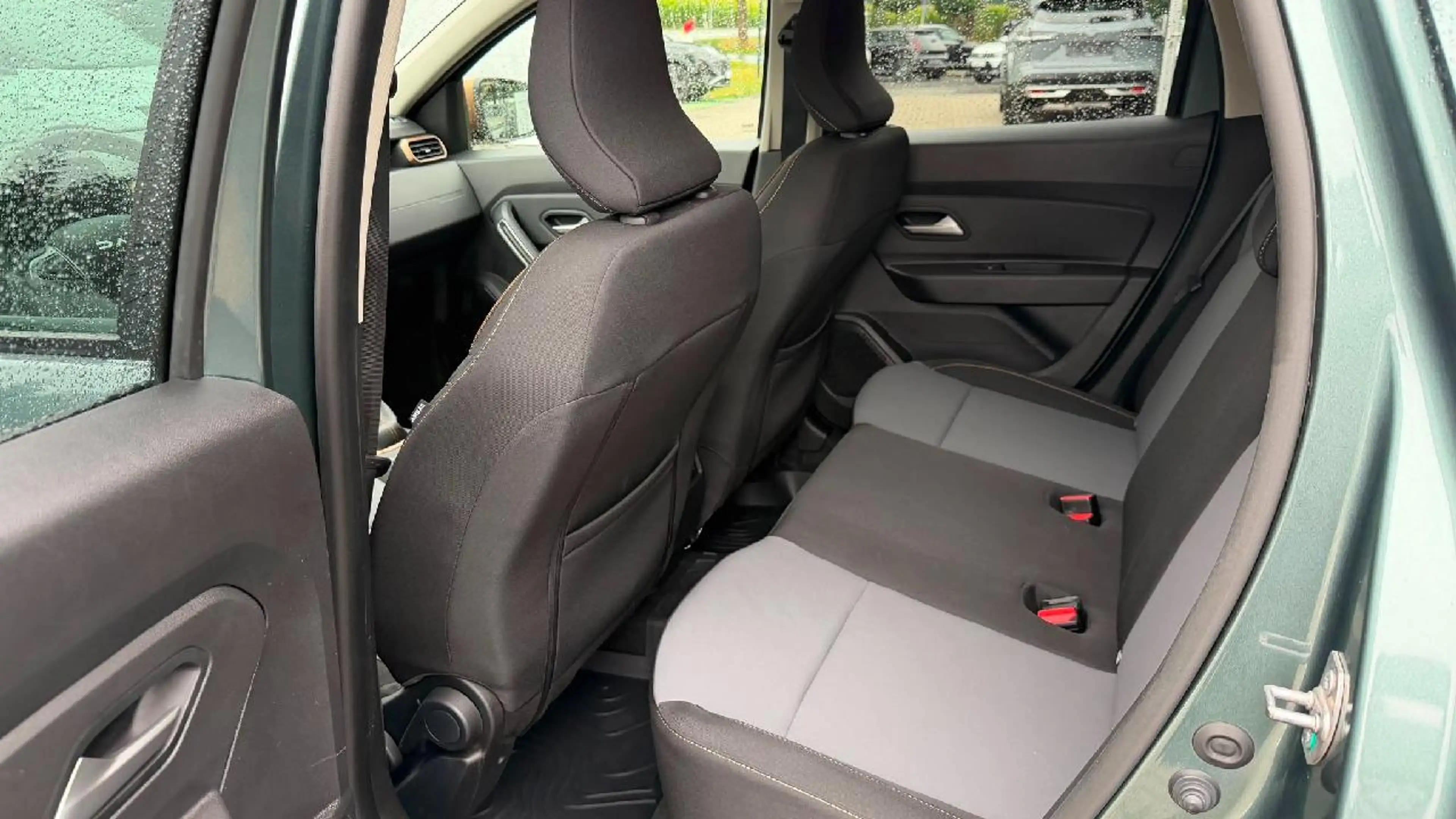 Dacia Duster Extreme TCe 150 EDC — photo 9