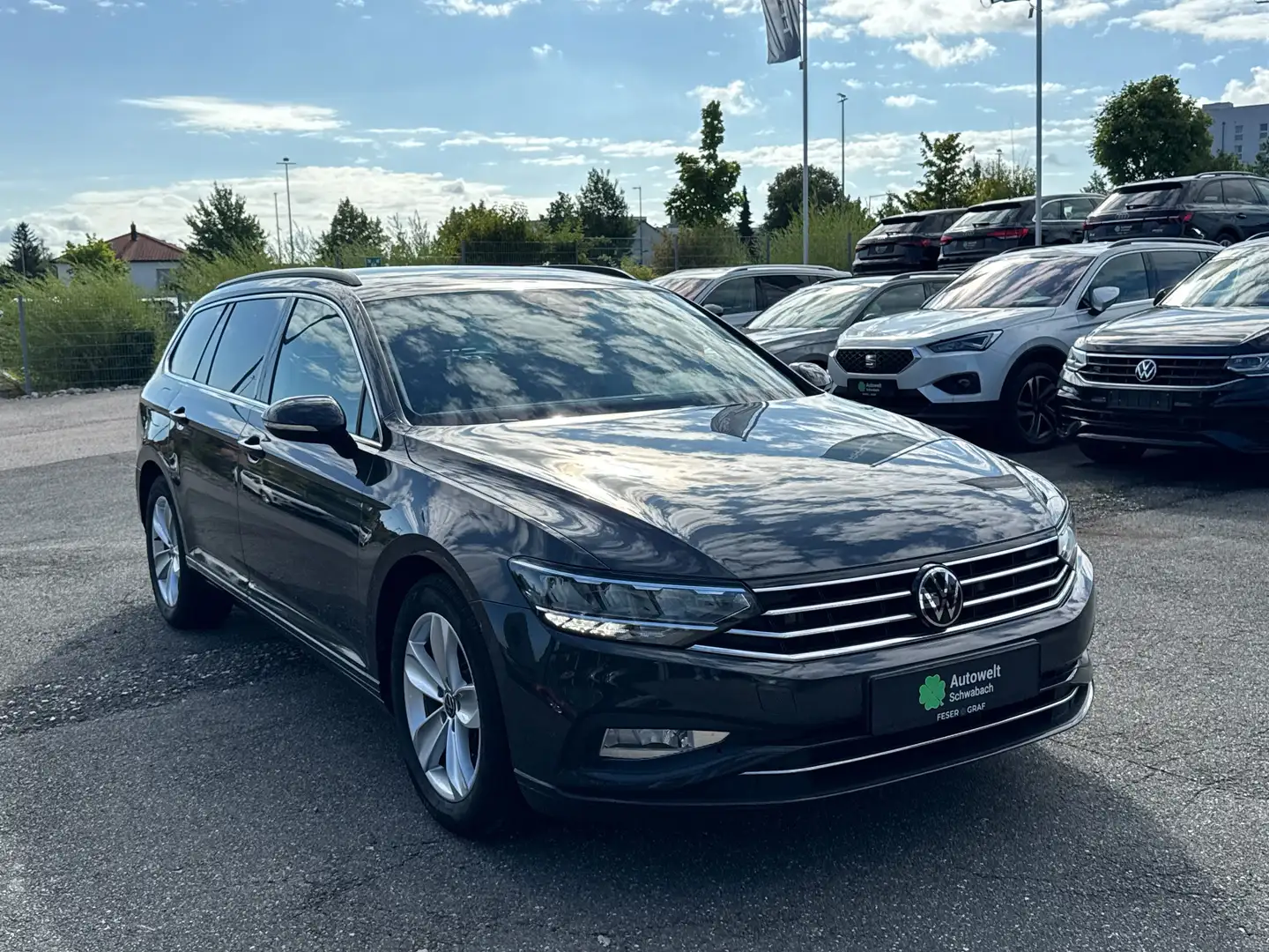 Volkswagen Passat Variant 2.0 TDI LED KAMERA ACC SHZ NAVI Grau - 2