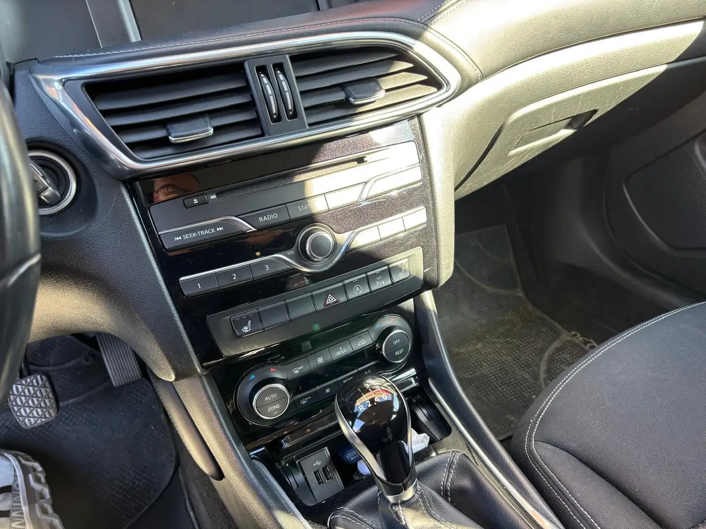 Infiniti Q30 Q30 1.5d 109cv Szürke - 2