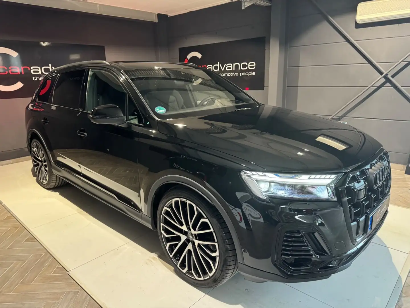 Audi Q7 50 TDI quattro Sline Sitze*Massage*Leder Schwarz - 2