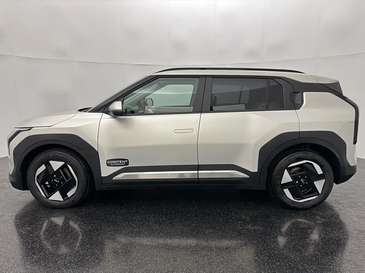 Kia EV3 81,4 kWh 204pk Plus Gris - 2