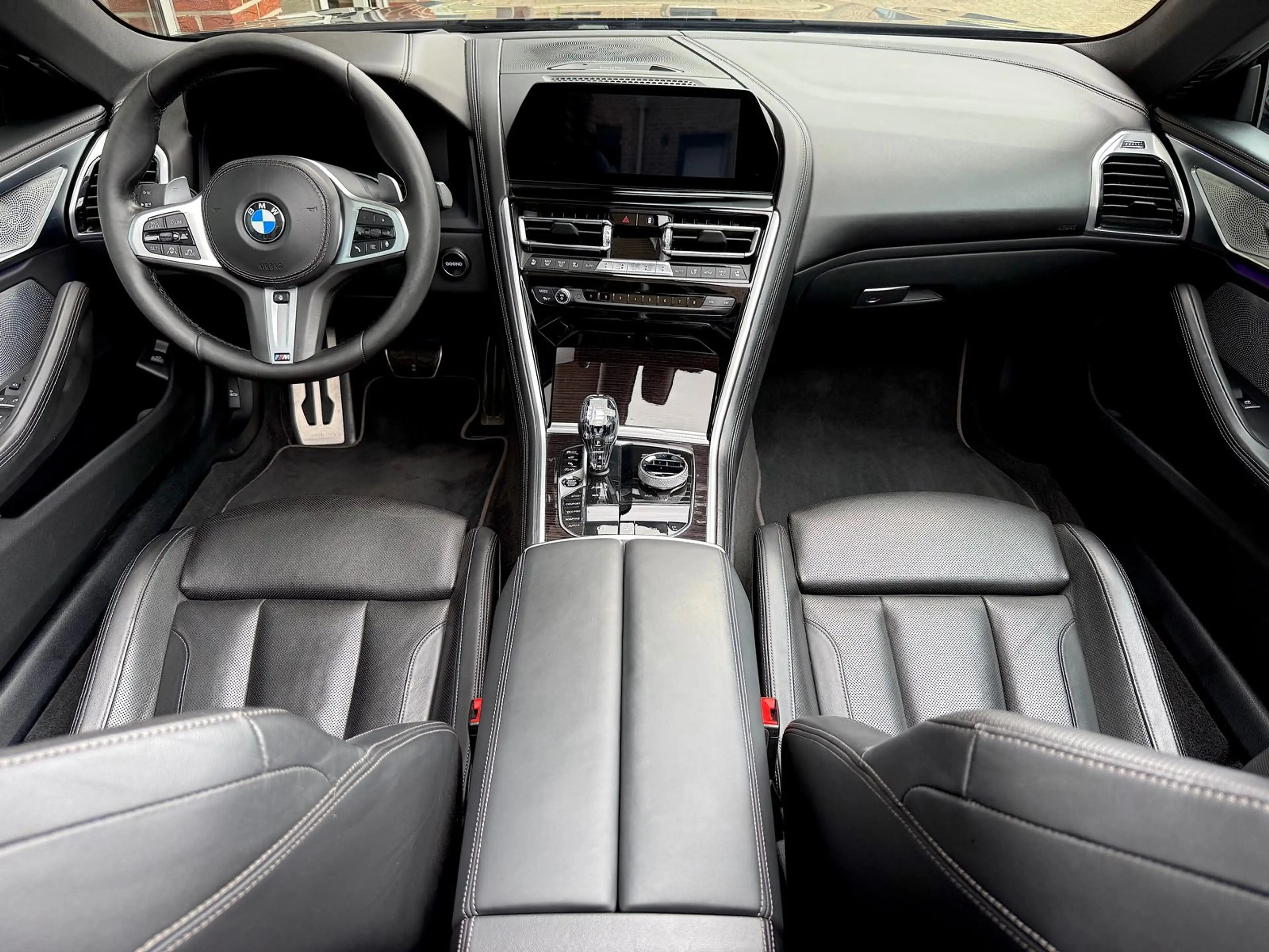 BMW M850 i xD Cabrio B&W Glas Dashcam SoftClouse VOLL — photo 11