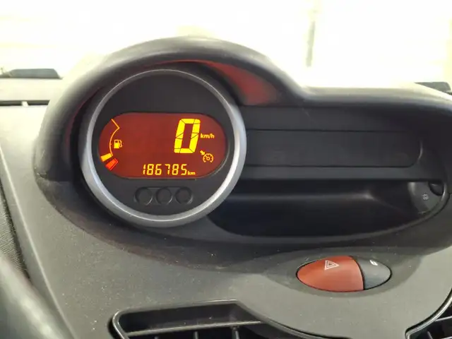 Renault Twingo view 5