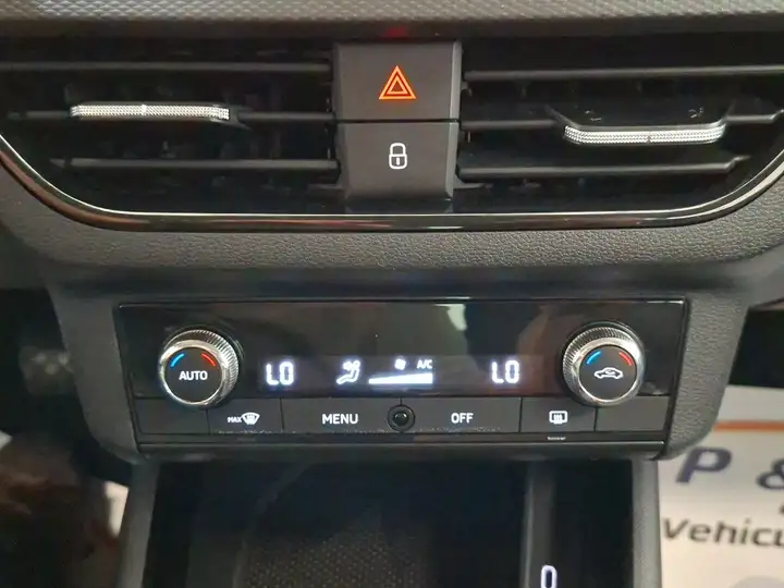 Škoda Scala 1.0 TSI Ambition (2020-) 2021, foto 23