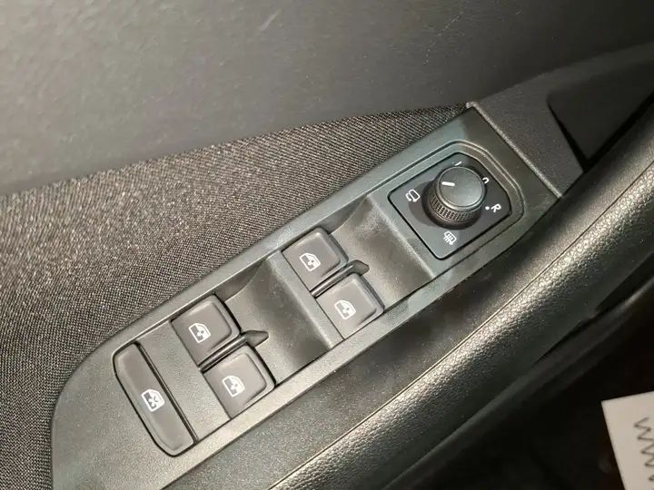 Škoda Scala 1.0 TSI Ambition (2020-) 2021, foto 26