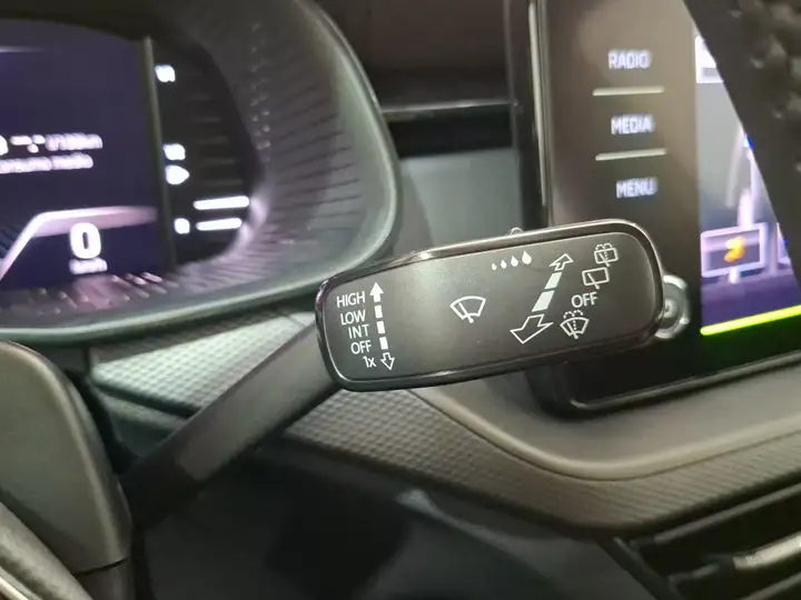 Škoda Scala 1.0 TSI Ambition (2020-) 2021, foto 17