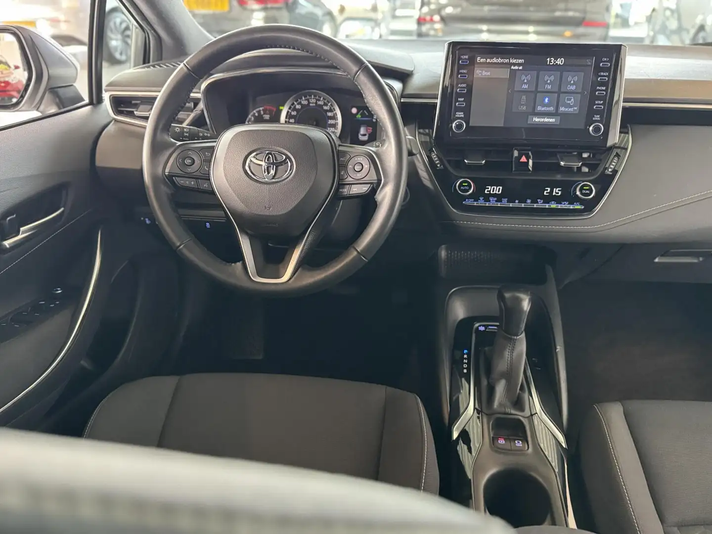 Toyota Corolla Touring Sports 1.8 Hybrid 90kW Active|Camera|Apple Grau - 2