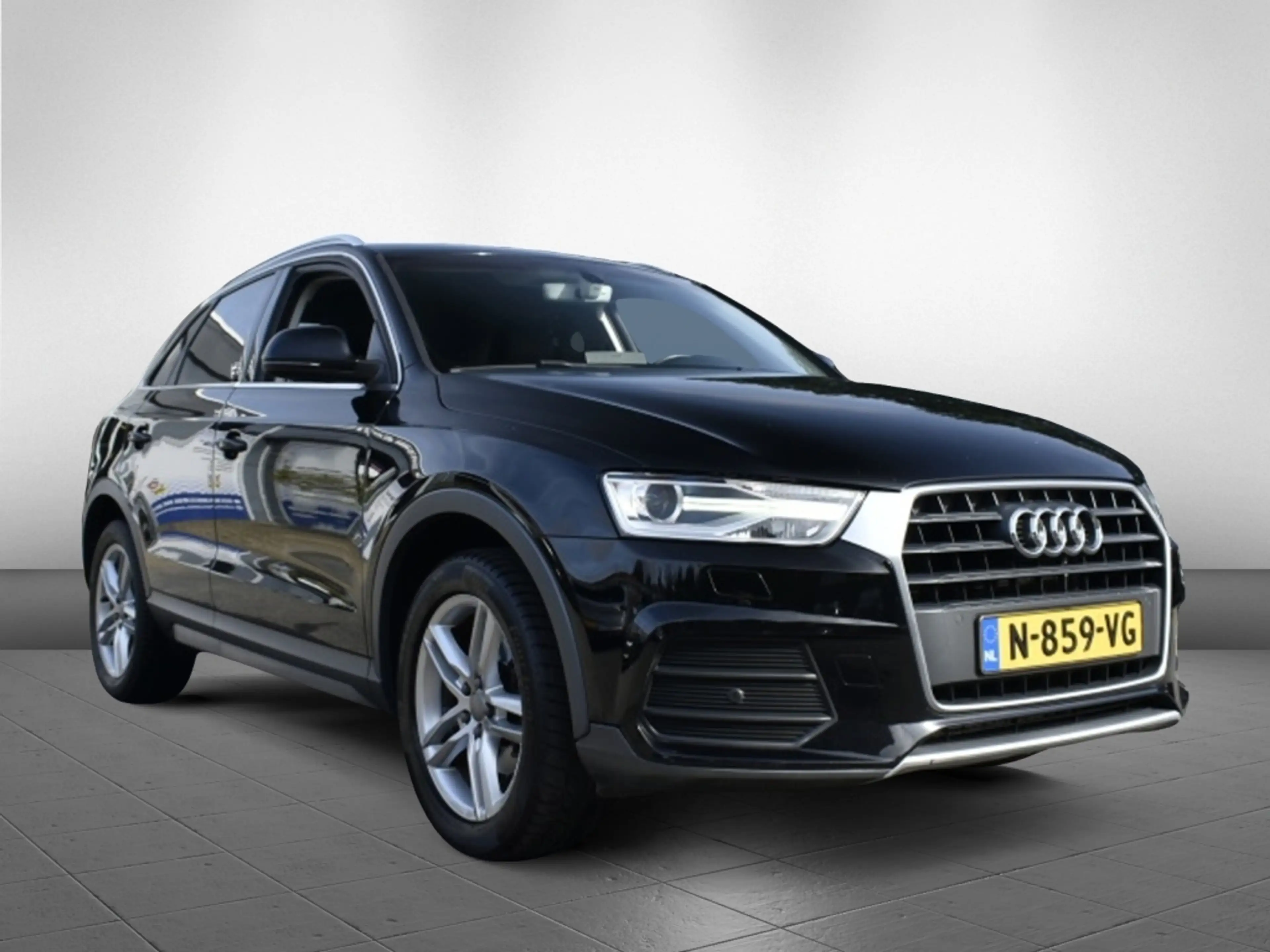 Audi Q3 1.4 tfsi-automaat-clima-elek. achterklep — photo 3
