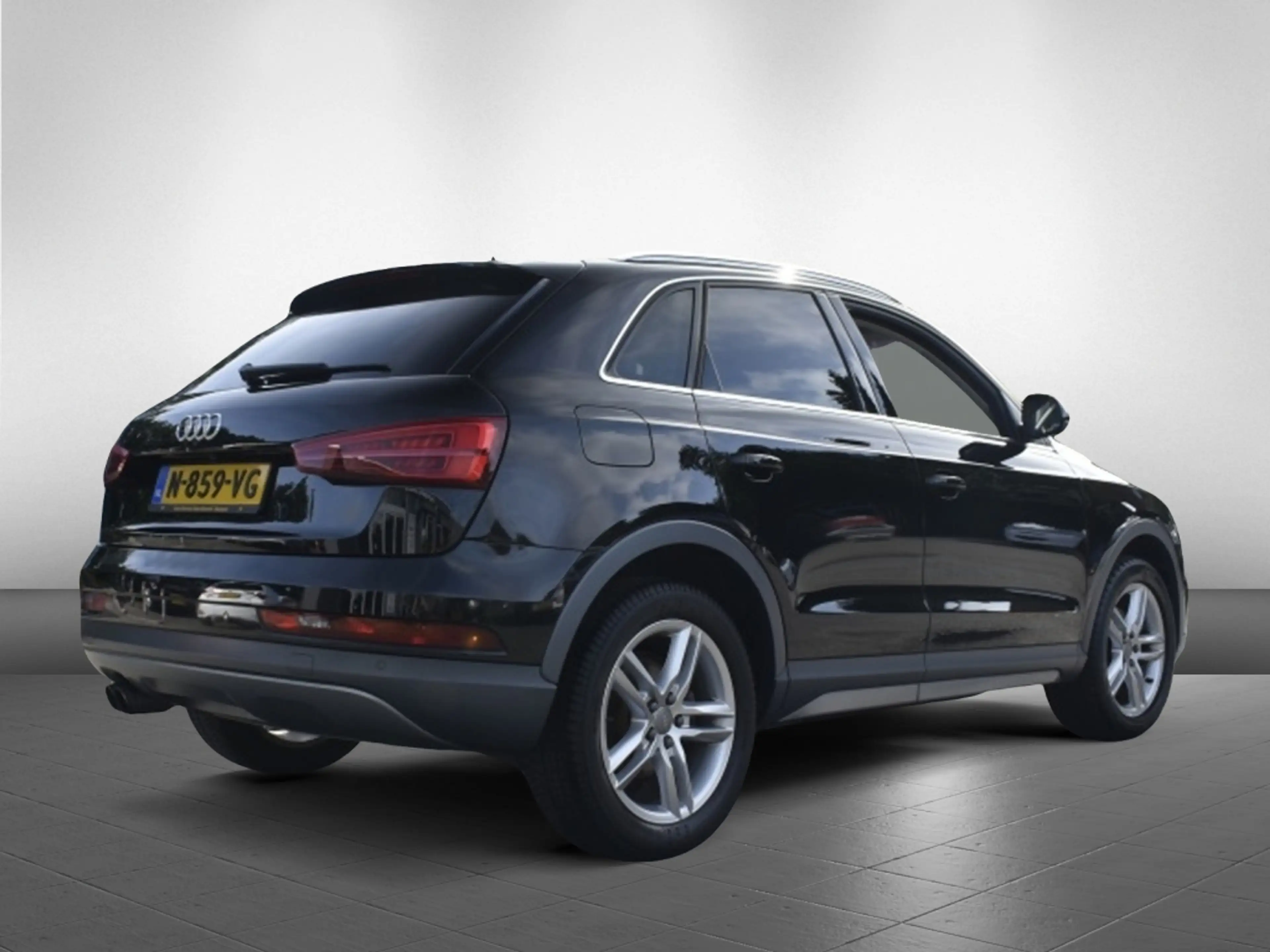 Audi Q3 1.4 tfsi-automaat-clima-elek. achterklep — photo 5