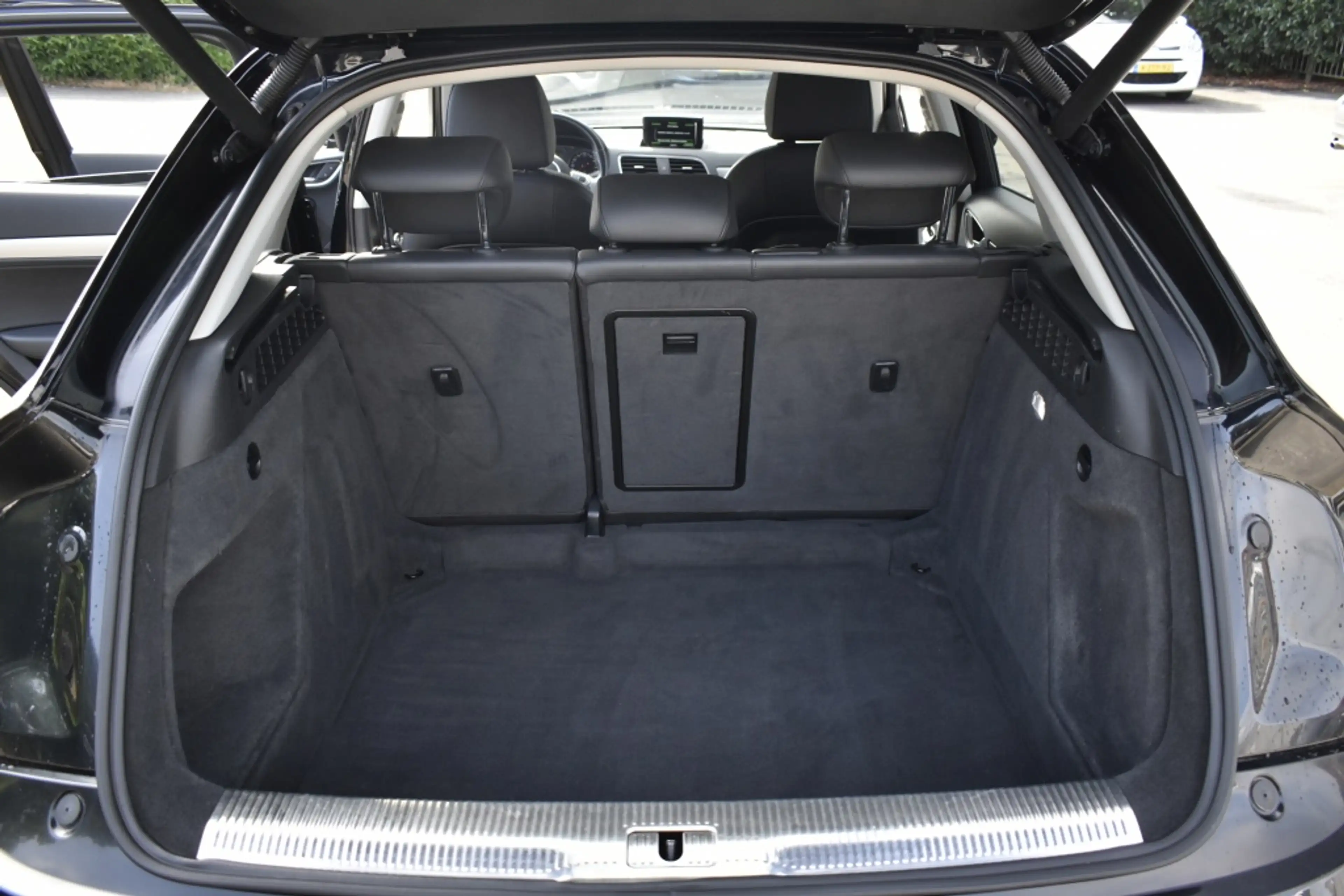 Audi Q3 1.4 tfsi-automaat-clima-elek. achterklep — photo 11