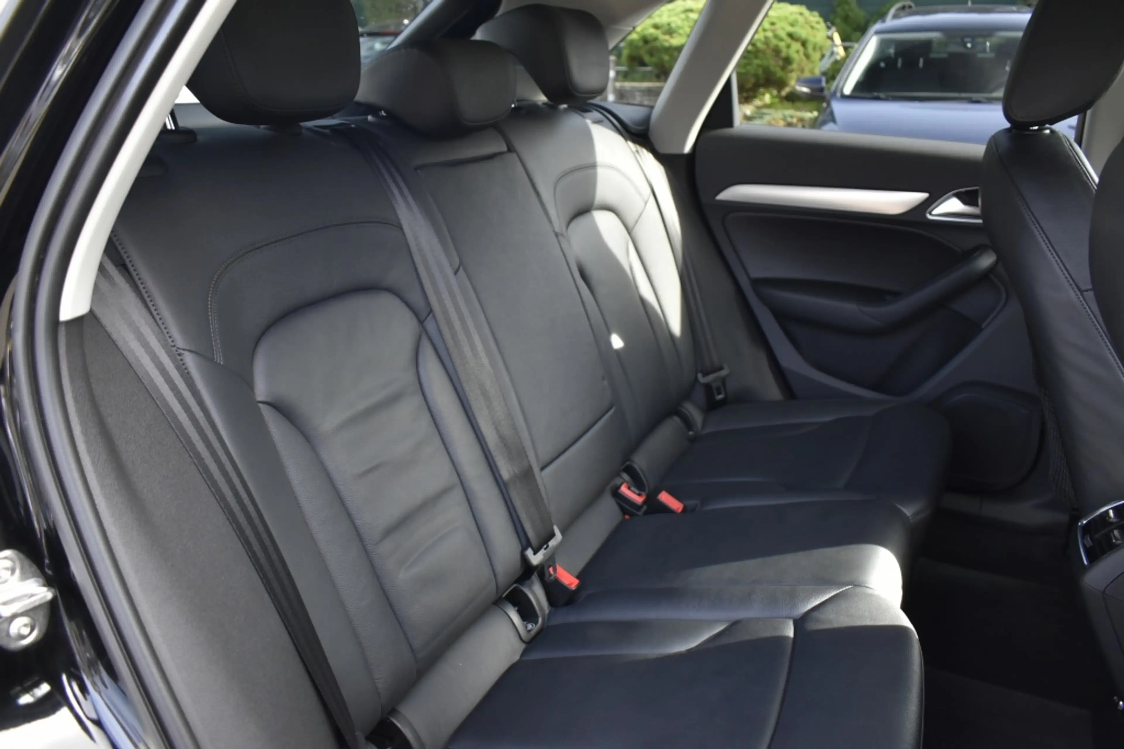 Audi Q3 1.4 tfsi-automaat-clima-elek. achterklep — photo 12