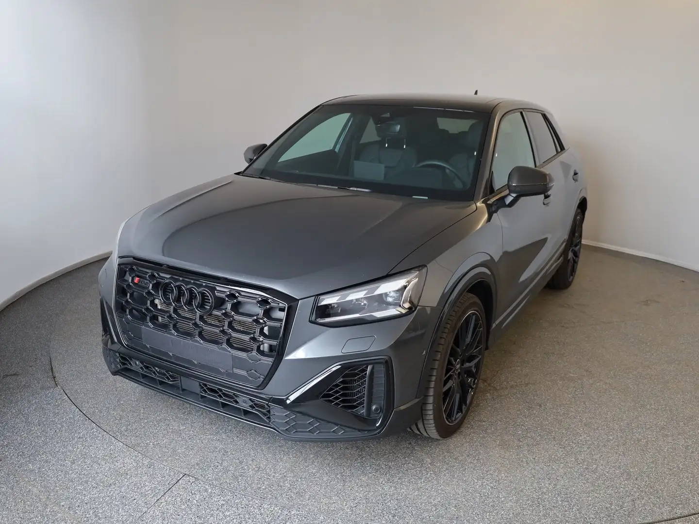 Audi SQ2 TFSI Grau - 1