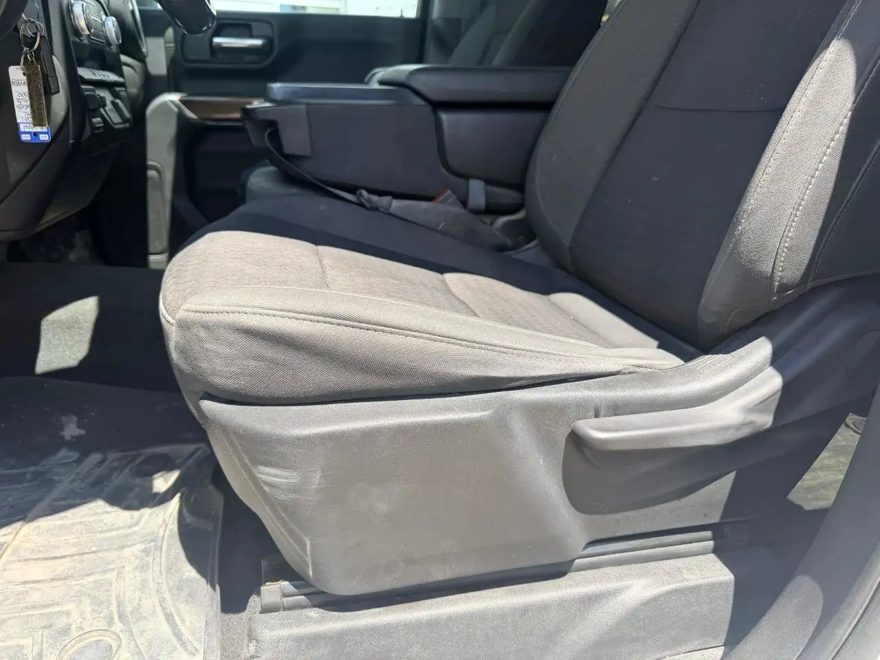 GMC Sierra 2500HD снимка GMC Sierra 2500HD